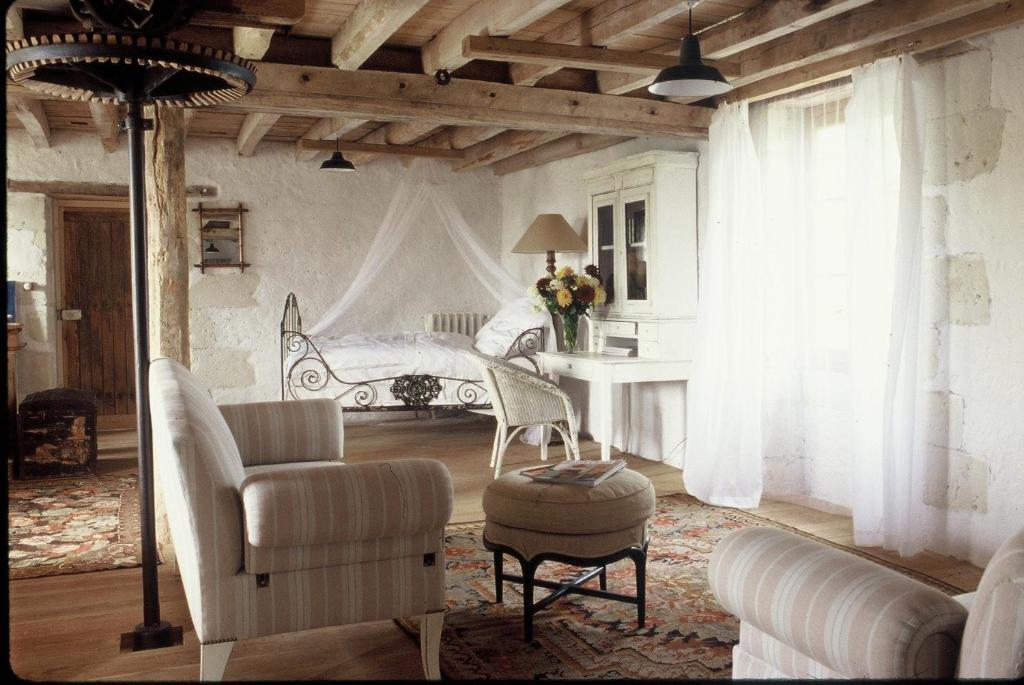 Le Moulin Bregeon Bed & Breakfast Linieres-Bouton Bilik gambar